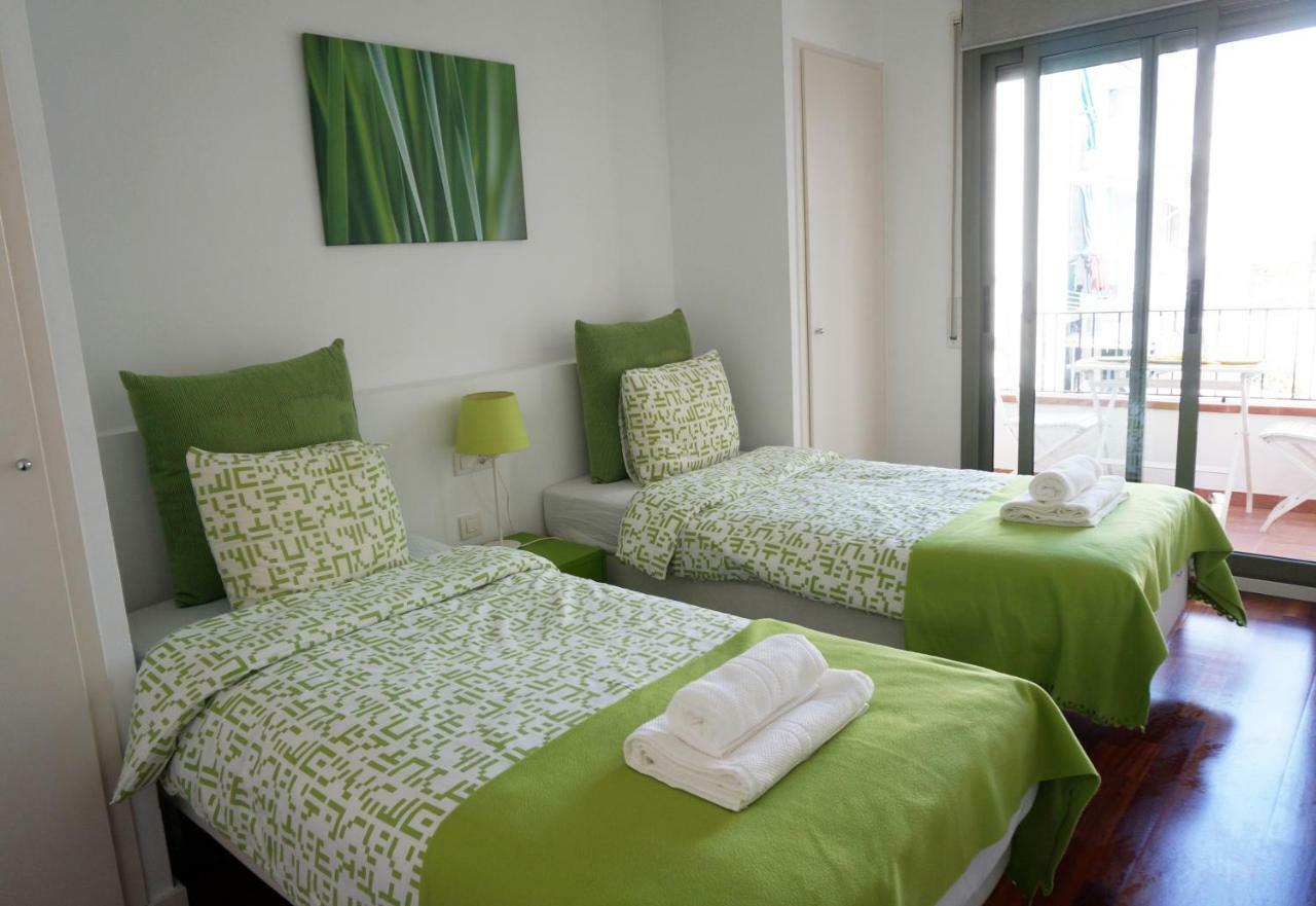 Happy Holiday Beach Home Sitges Eksteriør bilde