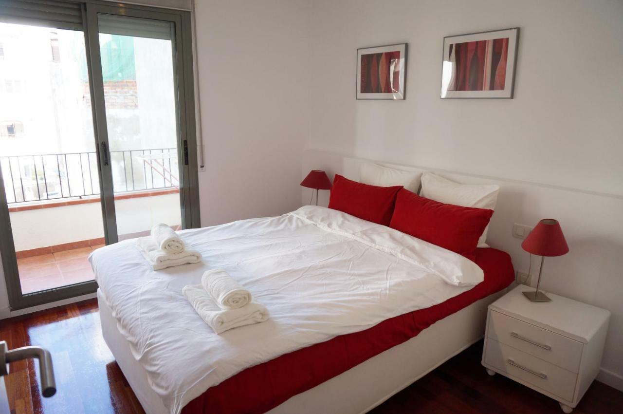 Happy Holiday Beach Home Sitges Eksteriør bilde