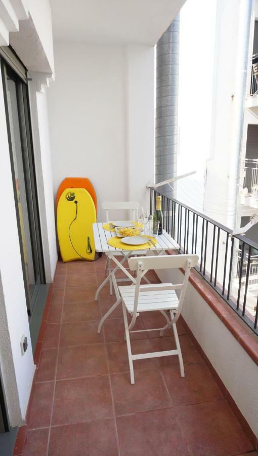 Happy Holiday Beach Home Sitges Eksteriør bilde